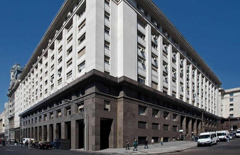 El Gobierno presentó nueva oferta de reestructuración y extendió el período de adhesión hasta el 4 de agosto