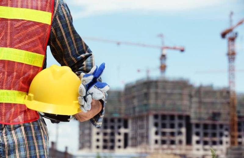 Kulfas y Béliz acordaron con los empresarios de la construcción una mesa para reactivar el sector