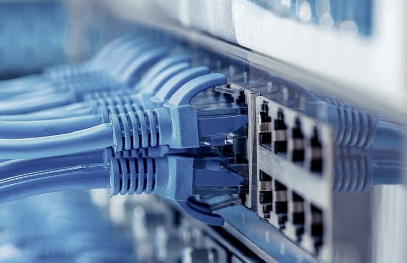 La pandemia impulsó el crecimiento de las conexiones fijas de internet sobre las móviles