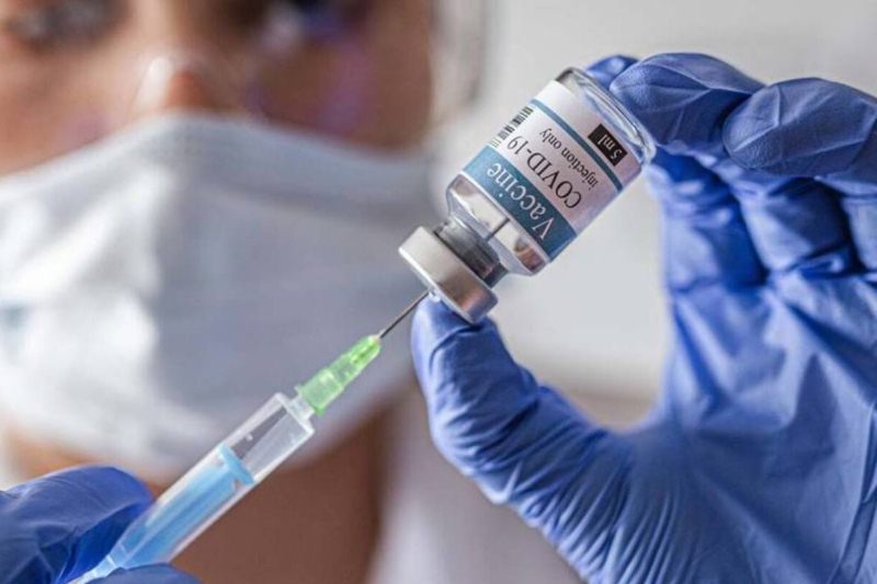 Reanudan los ensayos clínicos de la vacuna de Oxford