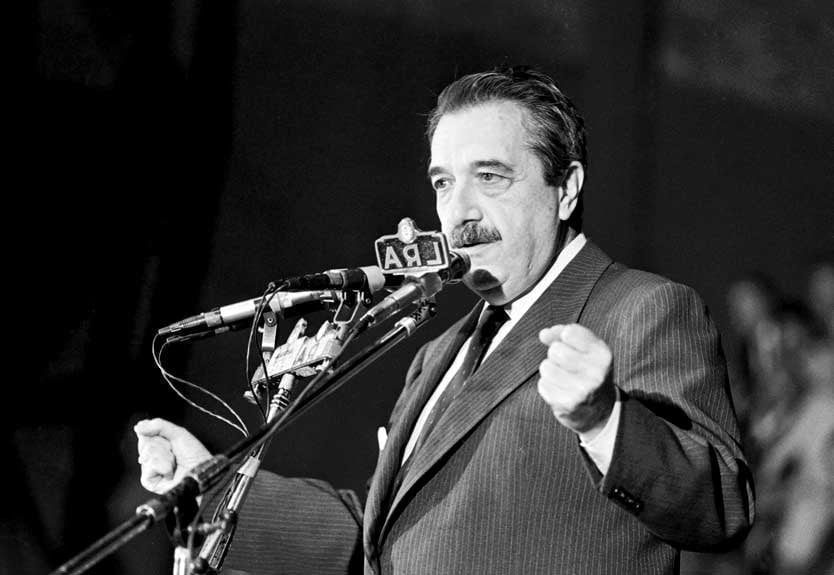 El Senado rindió homenaje a los 37 años de la vuelta de la democracia