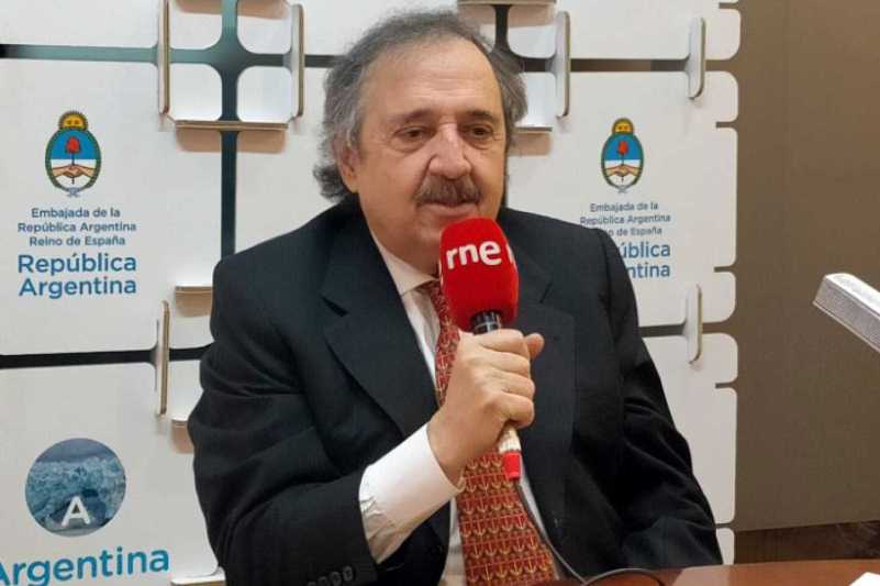 España: Alfonsín destacó la calidad y la innovación del diseño argentino