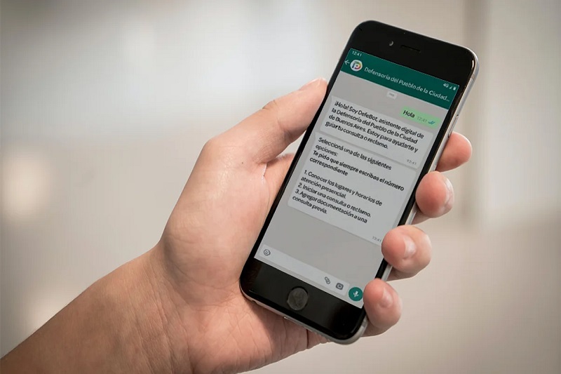 Presentan línea de Whatsapp para efectuar reclamos a la Defensoría del Pueblo de la Ciudad