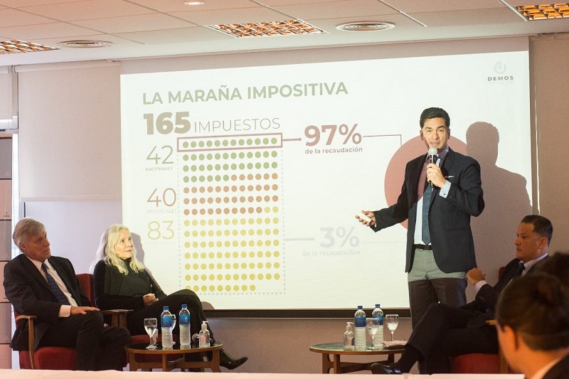 Primer encuentro nacional de la agrupación liberal DEMOS