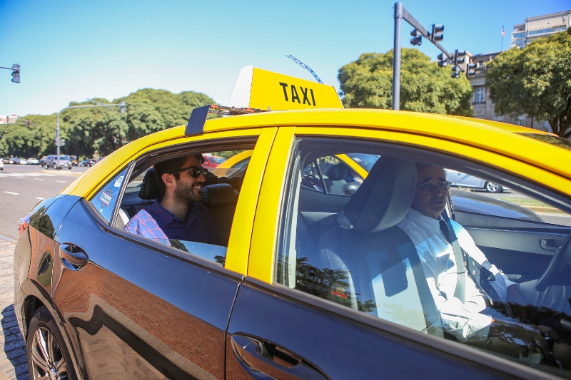 Impulsan un proyecto para modernizar y regular el sistema de transporte de pasajeros