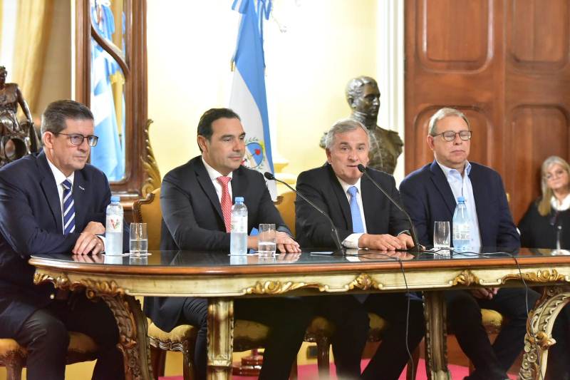 Morales anticipó desde Corrientes “semanas de definiciones” camino a la Presidencia de la Nación