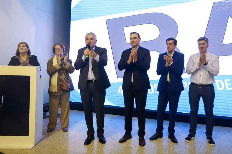 La UCR presentó la campaña “El legado de Alfonsín”