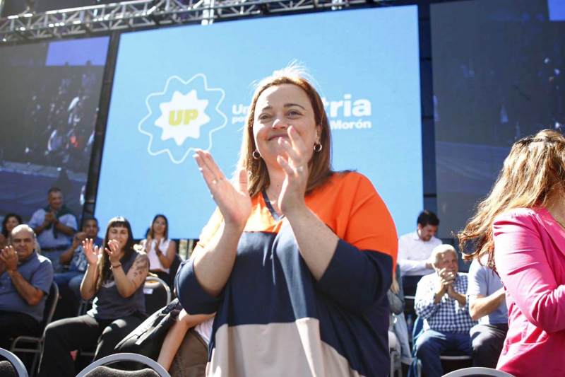 Cecilia Moreau pidió ir a votar con esperanza y aseguró que Unión por la Patria es la única fuerza capaz de ponerle freno a las locuras de la campaña