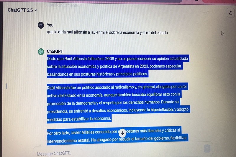 La IA la tiene clara: Qué le diría Alfonsín a Milei