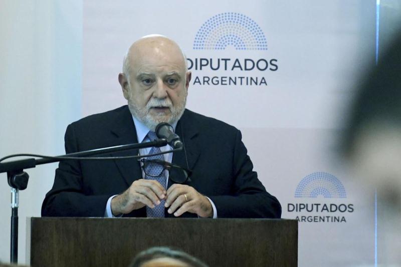 Para el procurador Rodolfo Barra, el DNU «no sortea al Congreso»