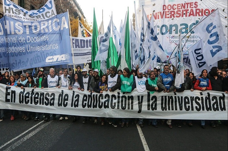 Convocan a una marcha universitaria en reclamo de la crisis presupuestaria