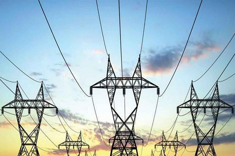 Sistema eléctrico argentino: tarifas más altas e incentivos cuestionados para evitar cortes de luz este verano